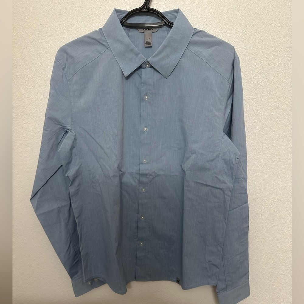 Men’s Ogio Light Blue Dress Shirt